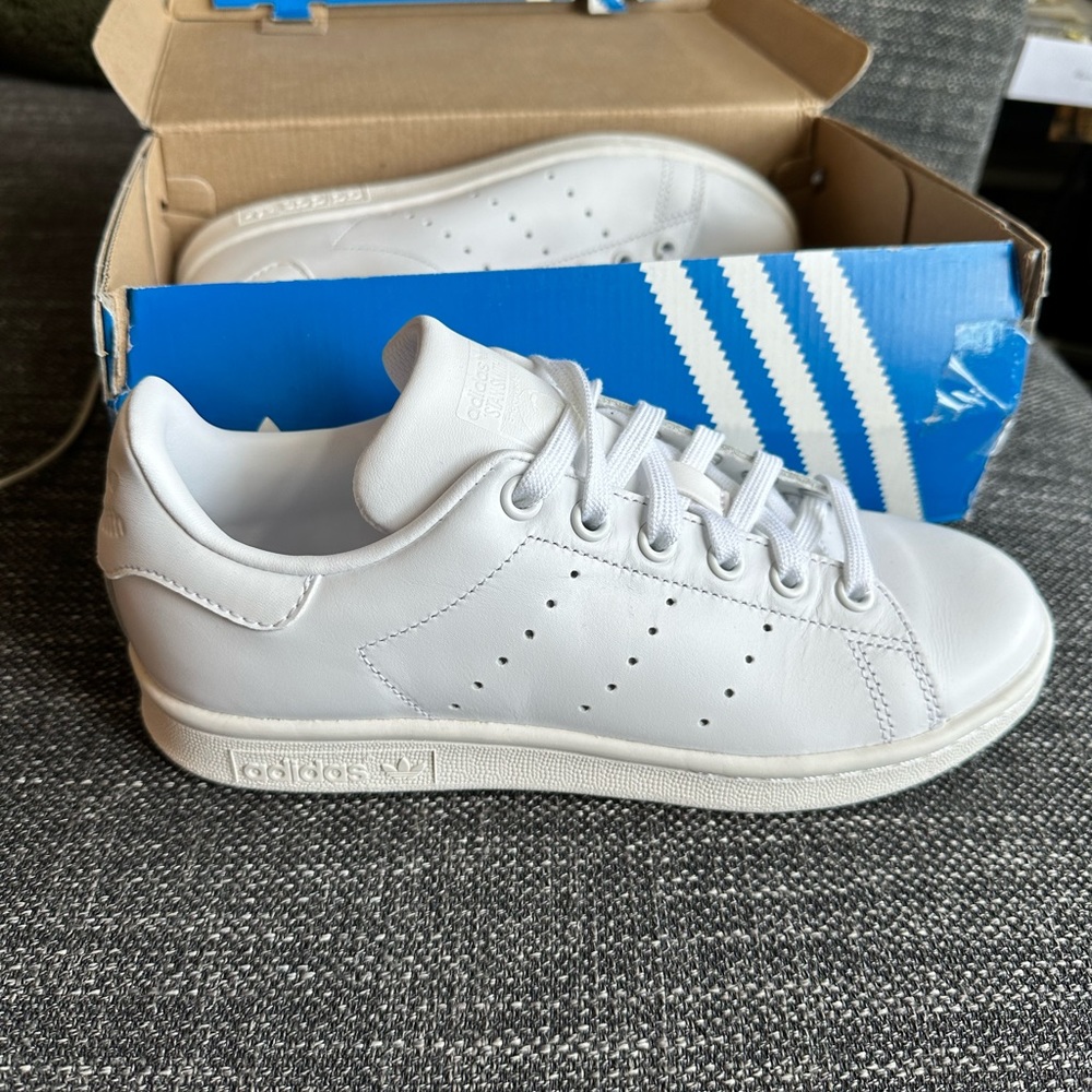 Brand New Stan Smith Sneakers